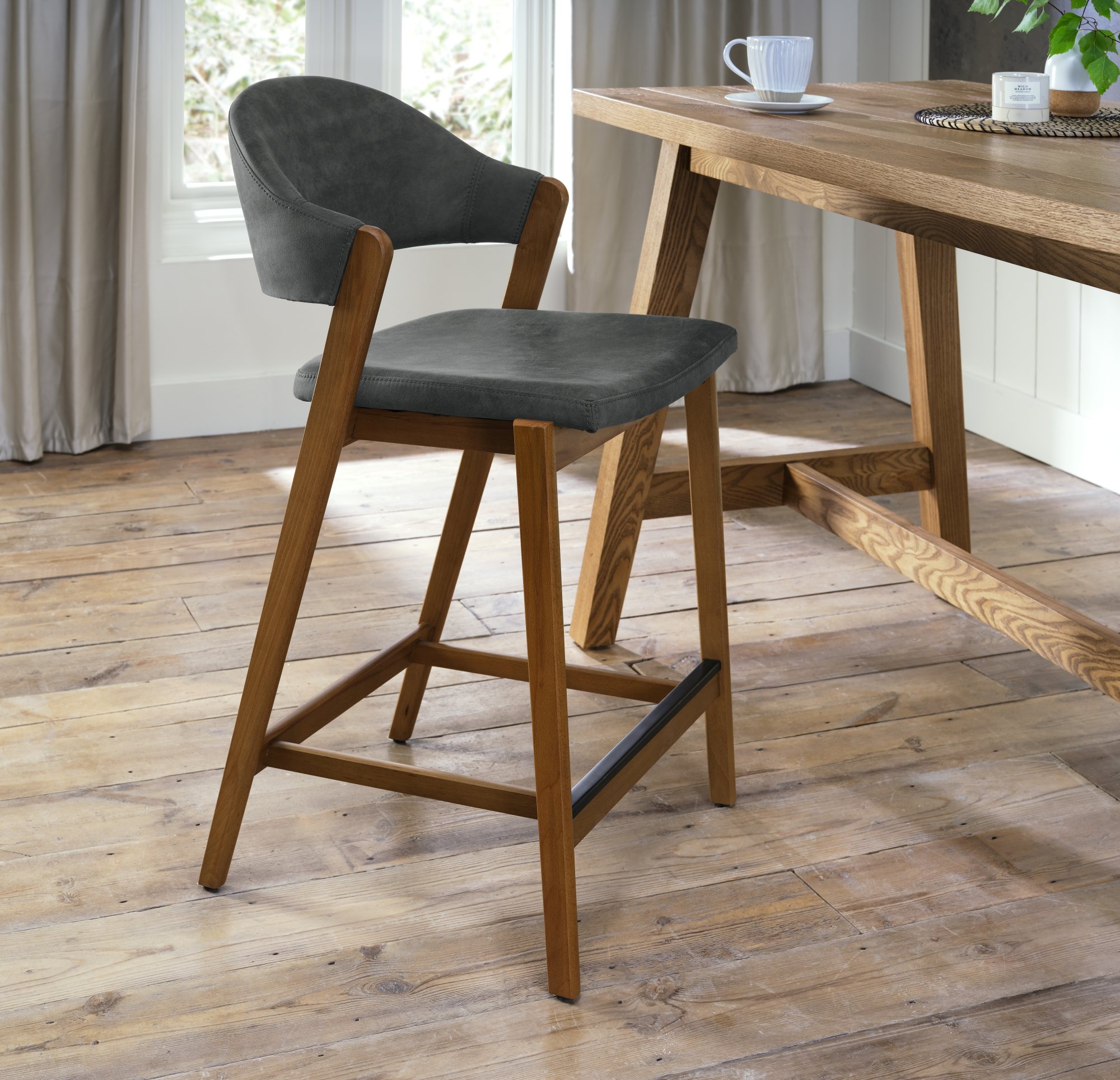 Rosen Rustic Oak Upholstered Bar Stool in a Dark Grey Fabric (Single)