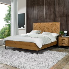 Varo Rustic Oak Panel Bedstead King 150cm